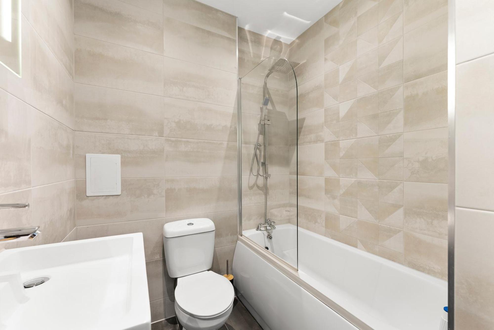 Apartment Stylish Two-bedroom Flat In